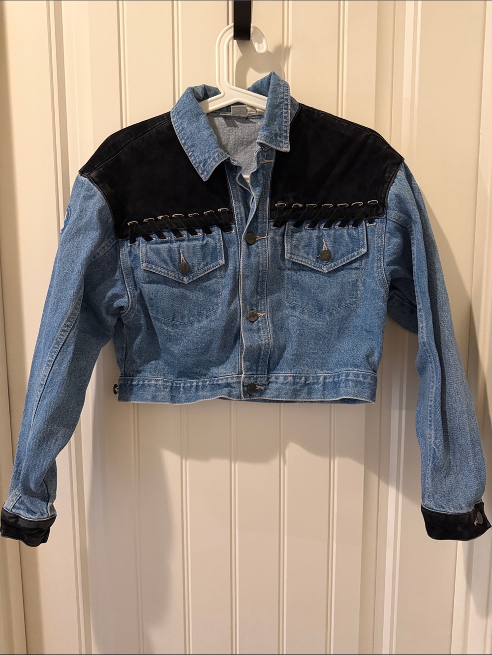 VIntage LA Gear Cropped Denim and Suede Jacket. Womens Sz Small